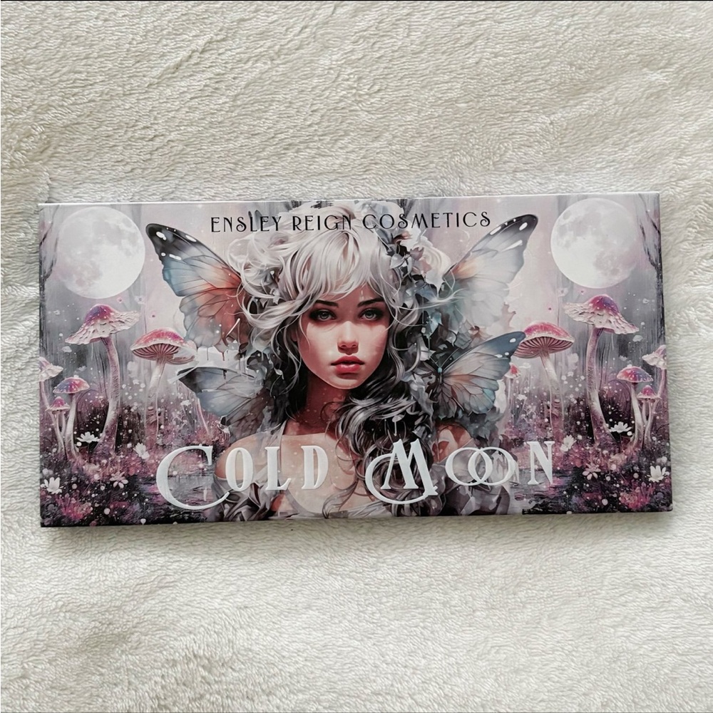 Ensley Reign Indie Metallic Matte Eyeshadow Palette #Cold Moon - Picture 6 of 6